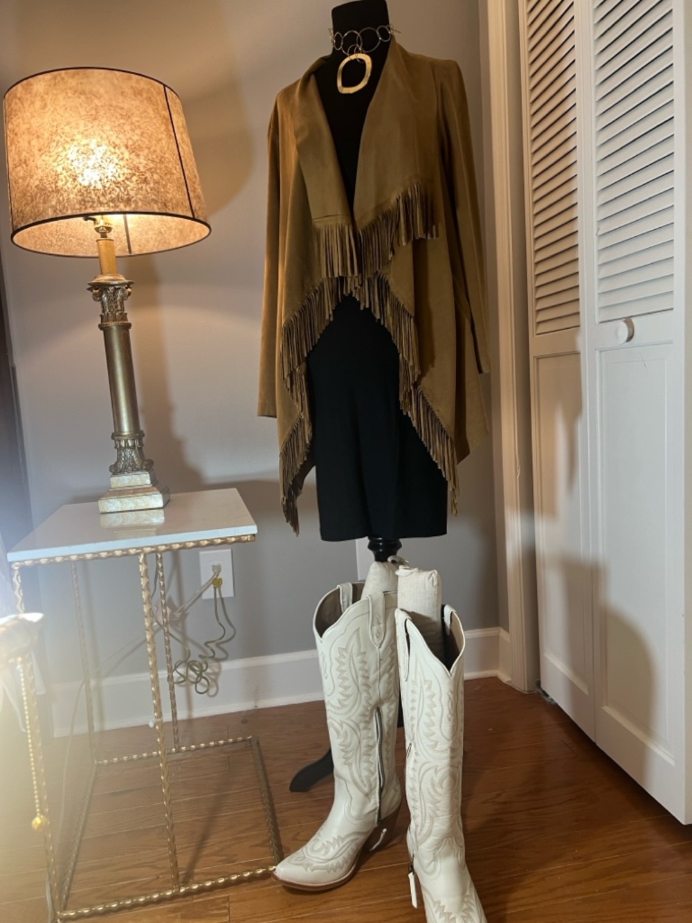 ARIAT Belle Cream Embroidered Western Knee high boots with ARIAT box and stays - Picture 8 of 8